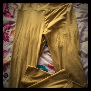 Lularoe os mustard leggings